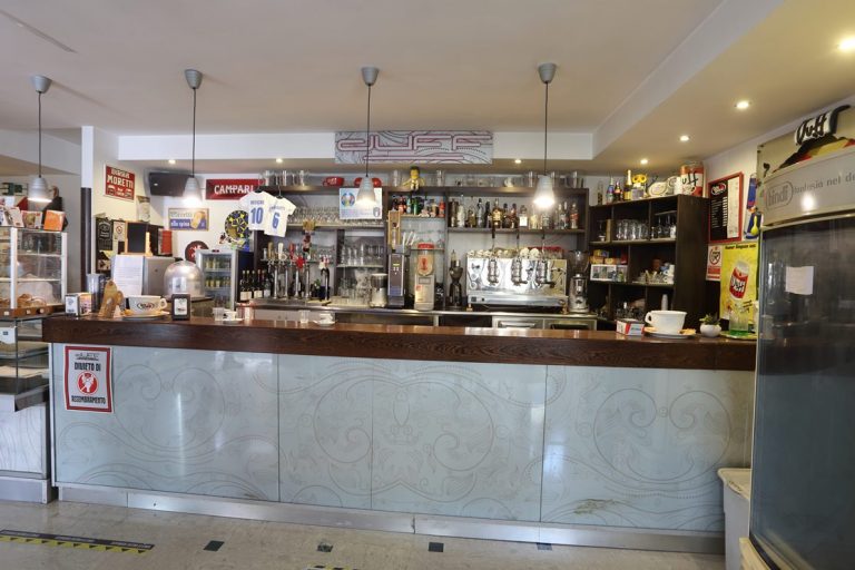 Bar Duff Cassino 5 1 768x512