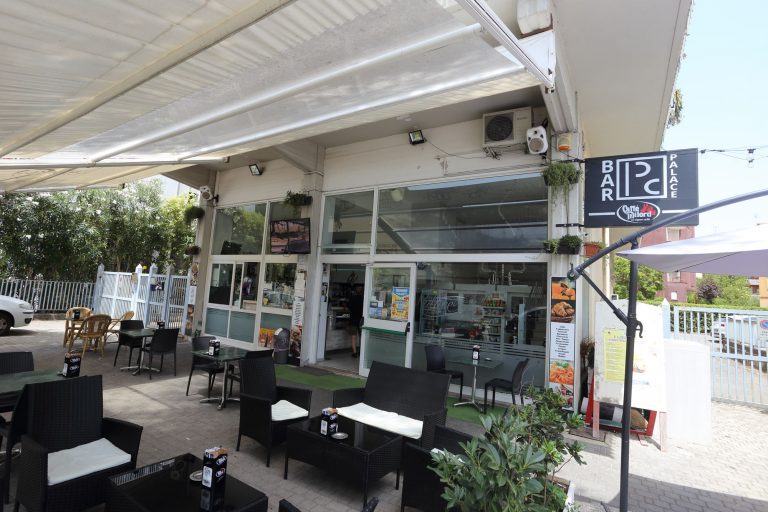 Palace Caffe 1 1 768x512