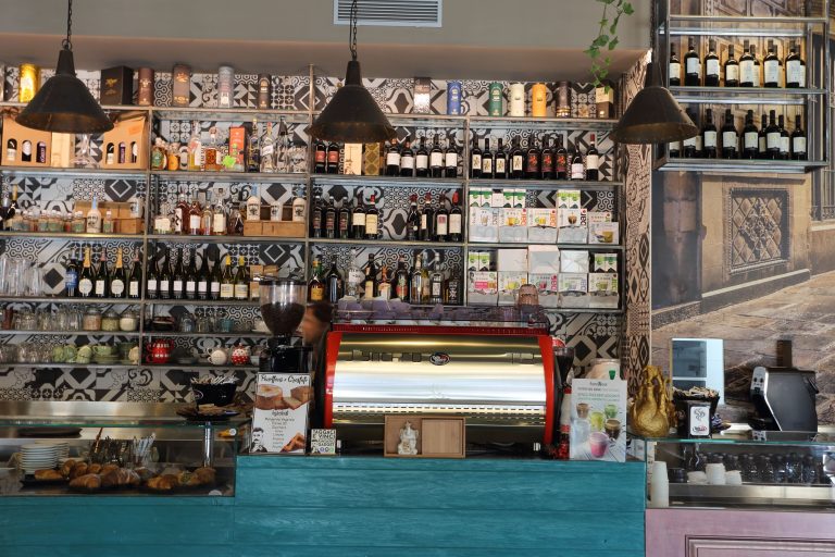 Privilege Bar Cassino 10 6 768x512